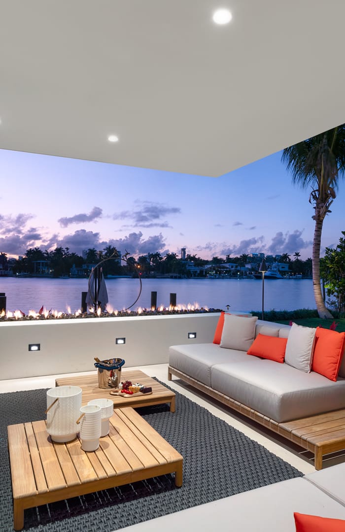 Venetian Islands Villa, Miami — Maison Riviera